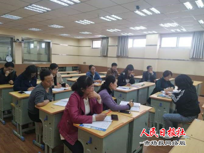    开封八中开展“名师示范课”活动