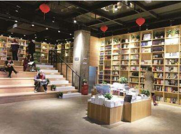 实体书店不应“缺席”校园