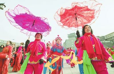 变化中彰显中国发展活力——透视过年方式之变