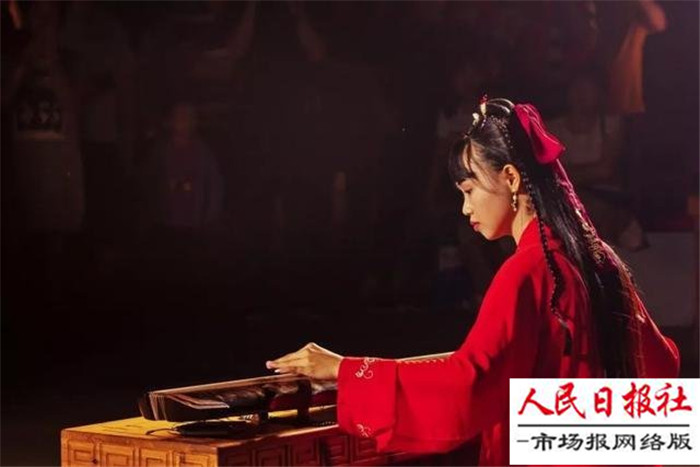 夜行船·梨花梦月  (词林正韵)
