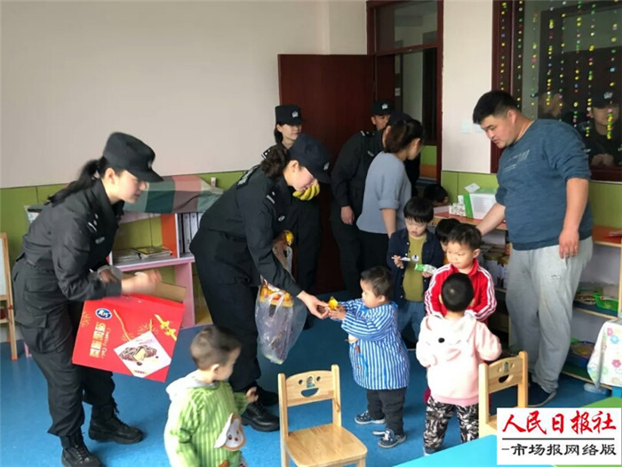 周口市特殊警务支队四大队党支部走进福利院开展主题党日活动