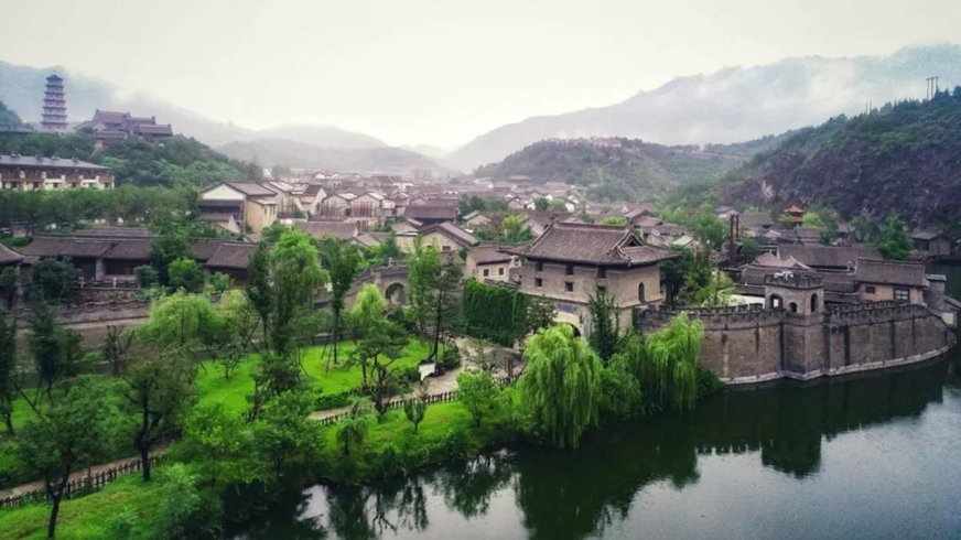 从旅游看“风景”到旅游过“生活”，北方需要古北水镇