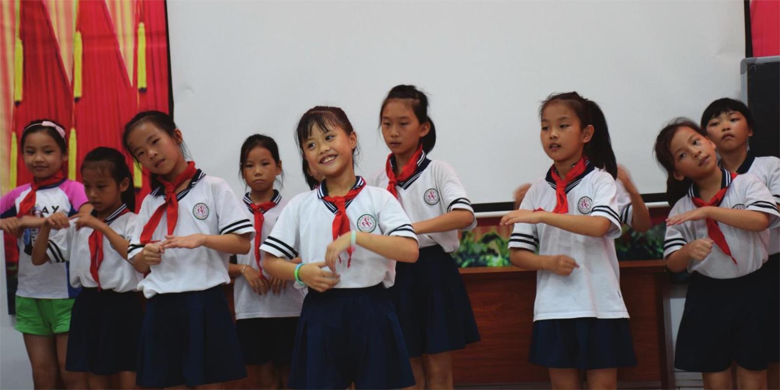外沙公益“大课堂” 社区小孩“开心学”
