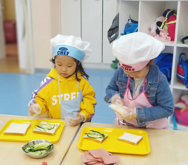 市委幼四里河畔园：趣味厨房 快乐体验