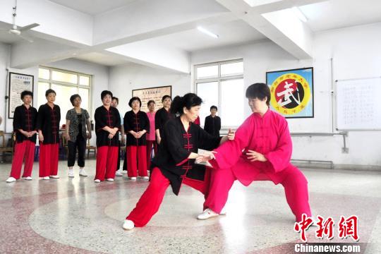 图为邢台市老年大学。邢台市老年大学提供