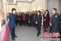 开封市食药监局联合里城社区赴开封党员政治生活馆开展“5+N”主题党日活动