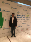 “冰山上的来客”托起高端瓶装水市场