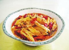 棒棒鸡 一道用棒棒打出来的佳肴