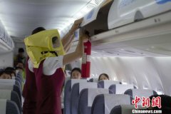 天骄航空完成ARJ21-700机型应急撤离演示