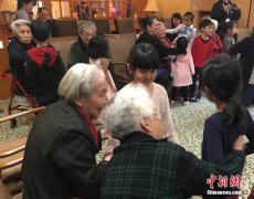 国家卫健委谈老年健康问题：将开展健康服务试点工作