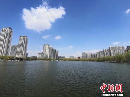 山西太原试点招聘6名聘任制公务员年薪20万元起