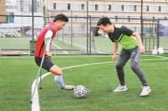 中国梦·践行者|“神奇小子”何忆义：让更多残疾人建立自信融入社会