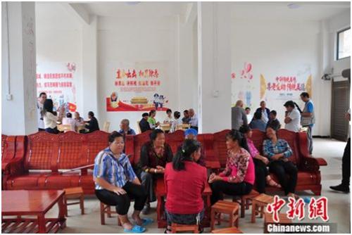 新兴社区活动中心。<a target='_blank'  data-cke-saved-href='http://www.chinanews.com/' href='http://www.chinanews.com/' >中新网</a>记者 陈海峰 摄