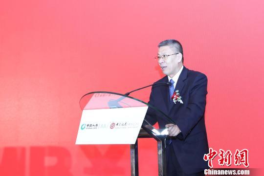 图为中国驻印尼大使馆经济商务处公使衔参赞王立平到场祝贺并致辞。　林永传 摄