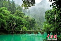 短视频助力文旅扶贫 荔波小七孔成“抖音美好打卡地