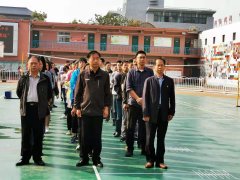 开封7中开展“9.18”防空演练和爱国主义教育