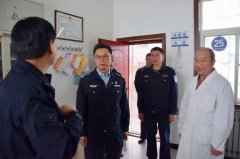 汪红波局长深入渭滨看守所 开展“公安局长当一天看守所长”活动