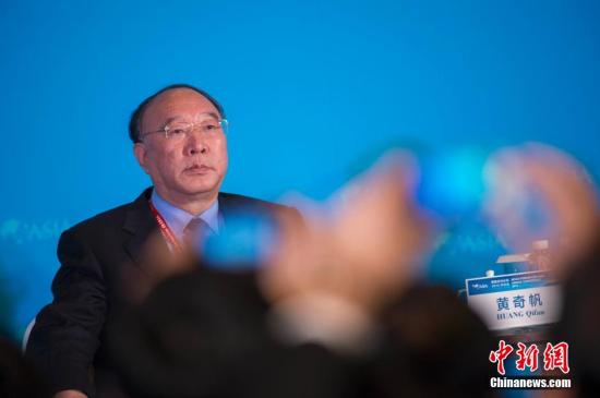 黄奇帆 资料图。<a target='_blank'  data-cke-saved-href='http://www.chinanews.com/' href='http://www.chinanews.com/'>中新社</a>发 骆云飞 摄