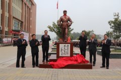 柘城县举行第一所雷锋学校暨“学雷锋争做美德少年教育践学基地”授牌仪式