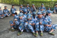 上千“卡户生”赴深圳上大学：学费全免 拎包入学