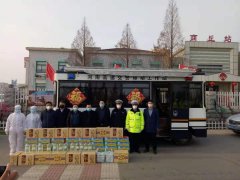 太暖心：商丘企业家协会向高速交警赠送物资