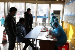 河南柘城：74岁老党员坚守抗疫第一线 用行动诠释“初心和使命”