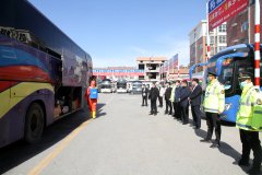  柘城县：首班“外出就业直通车”开赴浙江义乌