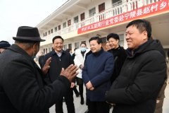 商丘市互联网行业党委赴宁陵县赵村乡敬老院开展“迎庆元旦、送温暖”公益活动
